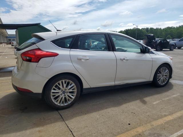  FORD FOCUS 2017 Biały