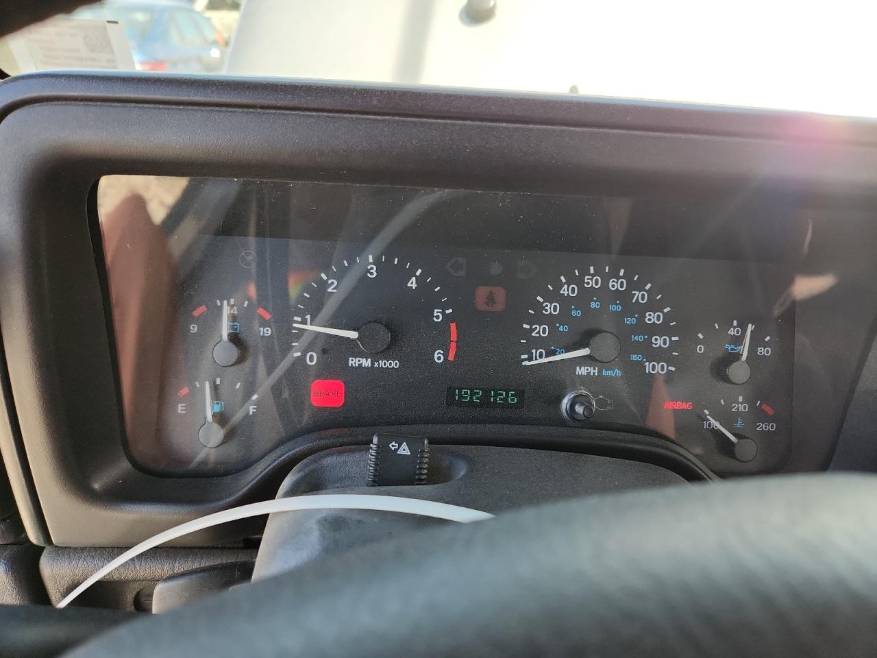 2000 Jeep Wrangler / Tj Sport VIN: 1J4FA49S7YP744548 Lot: 63233265
