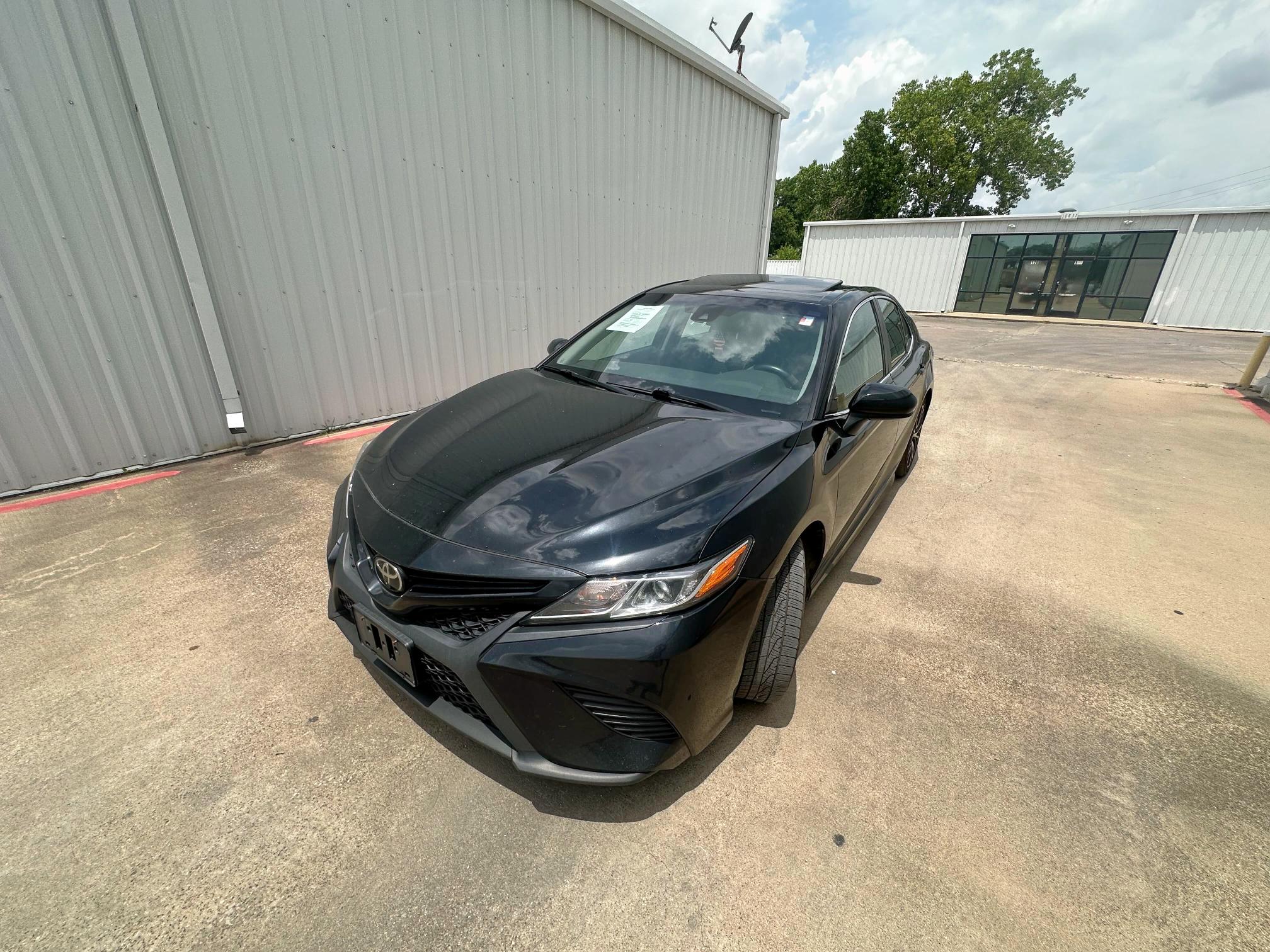  TOYOTA CAMRY 2018 Czarny