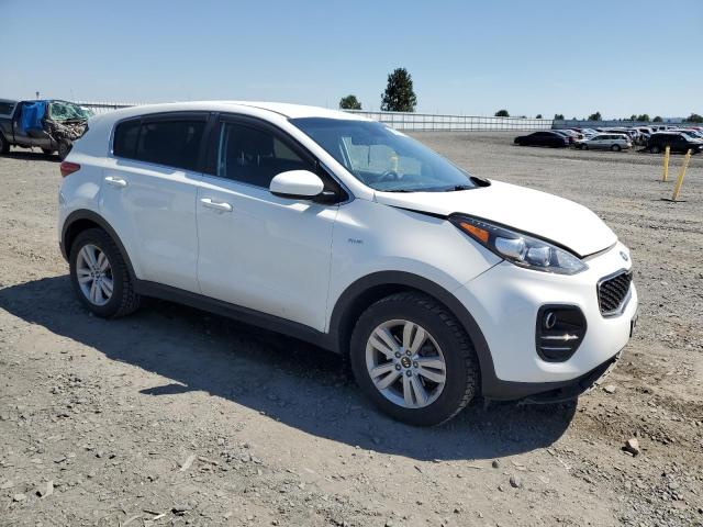  KIA SPORTAGE 2018 Белы