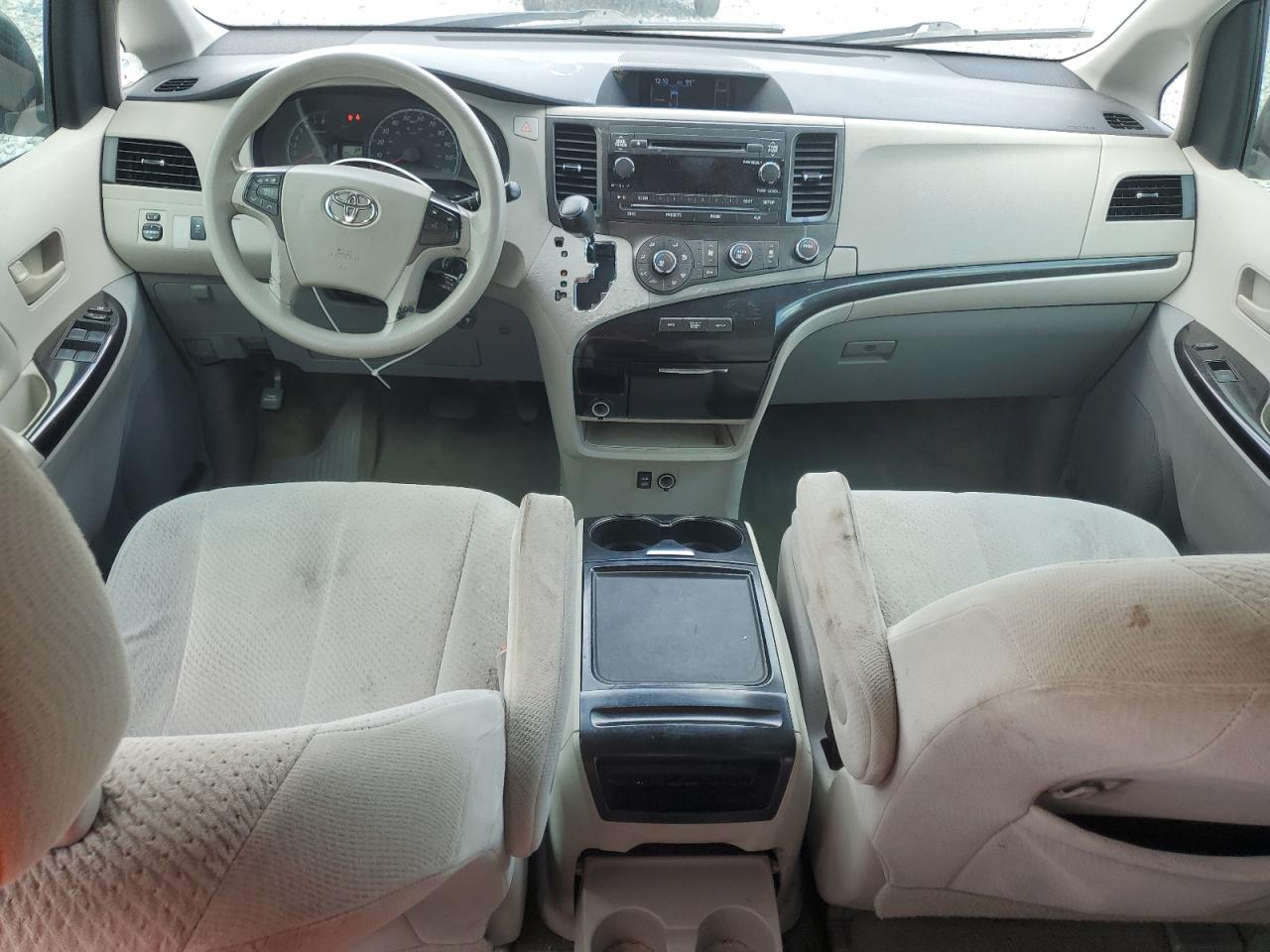 2012 Toyota Sienna Le VIN: 5TDKK3DC6CS190493 Lot: 65000345