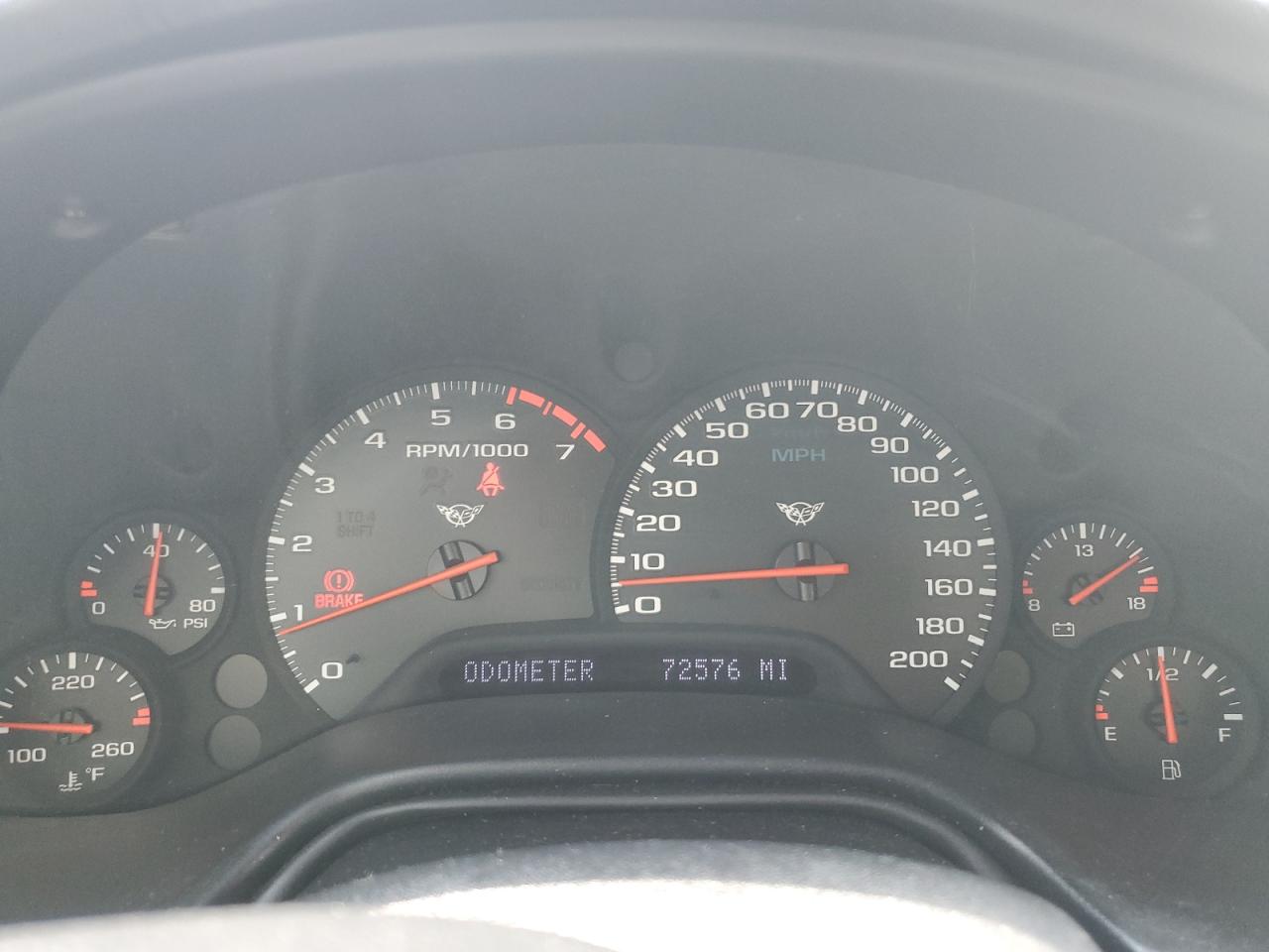 2000 Chevrolet Corvette VIN: 1G1YY32G5Y5120584 Lot: 64729415