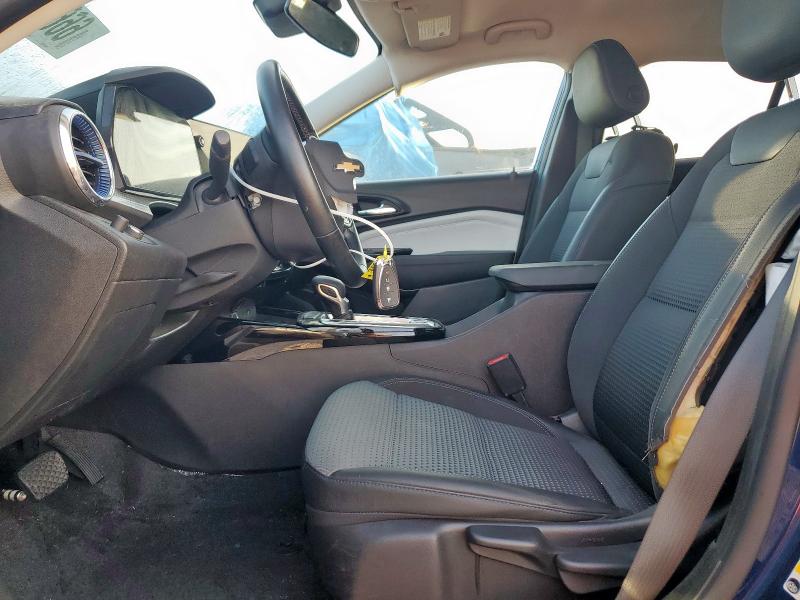  CHEVROLET TRAX 2024 Granatowy
