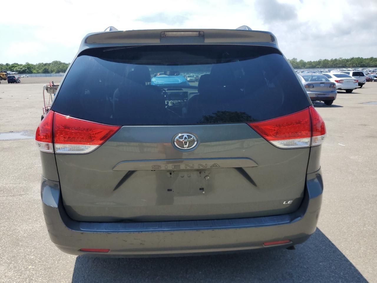 2011 Toyota Sienna Le VIN: 5TDKK3DCXBS128092 Lot: 63926605