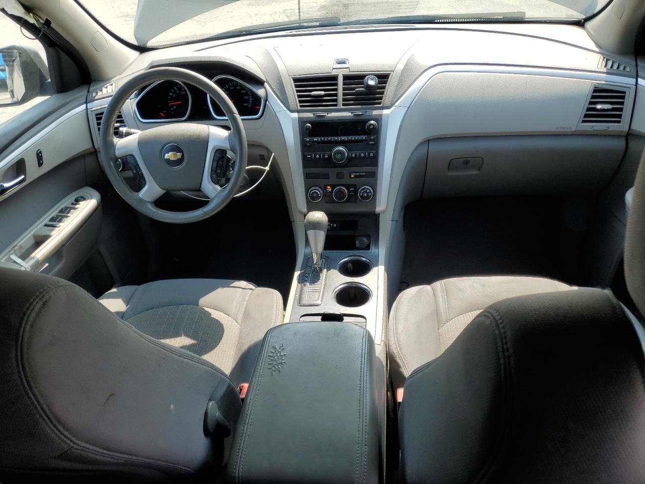 2011 Chevrolet Traverse Ls VIN: 1GNKRFED0BJ345210 Lot: 64700995
