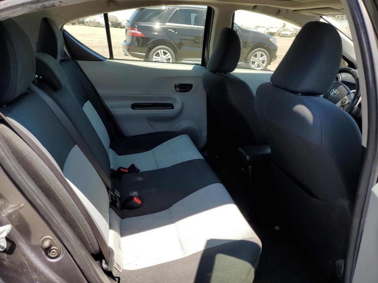 2014 Toyota Prius C VIN: JTDKDTB34E1068065 Lot: 65505355