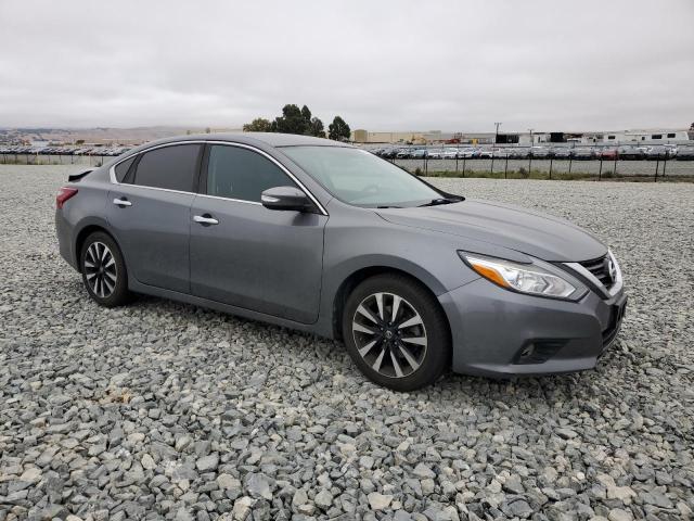  NISSAN ALTIMA 2018 Szary