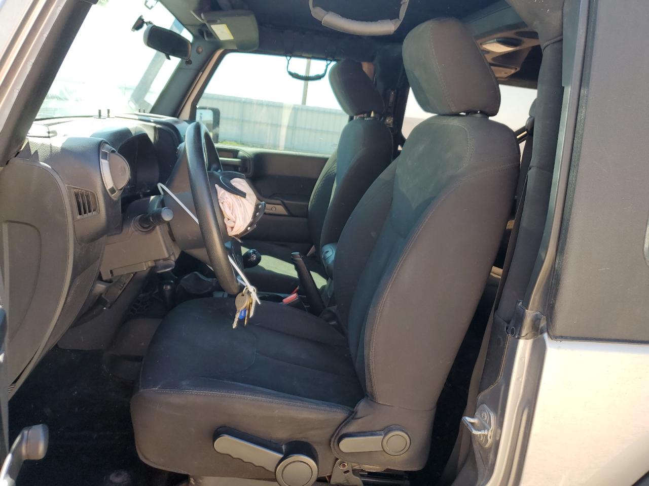 2015 Jeep Wrangler Sport VIN: 1C4AJWAG6FL691770 Lot: 62851665
