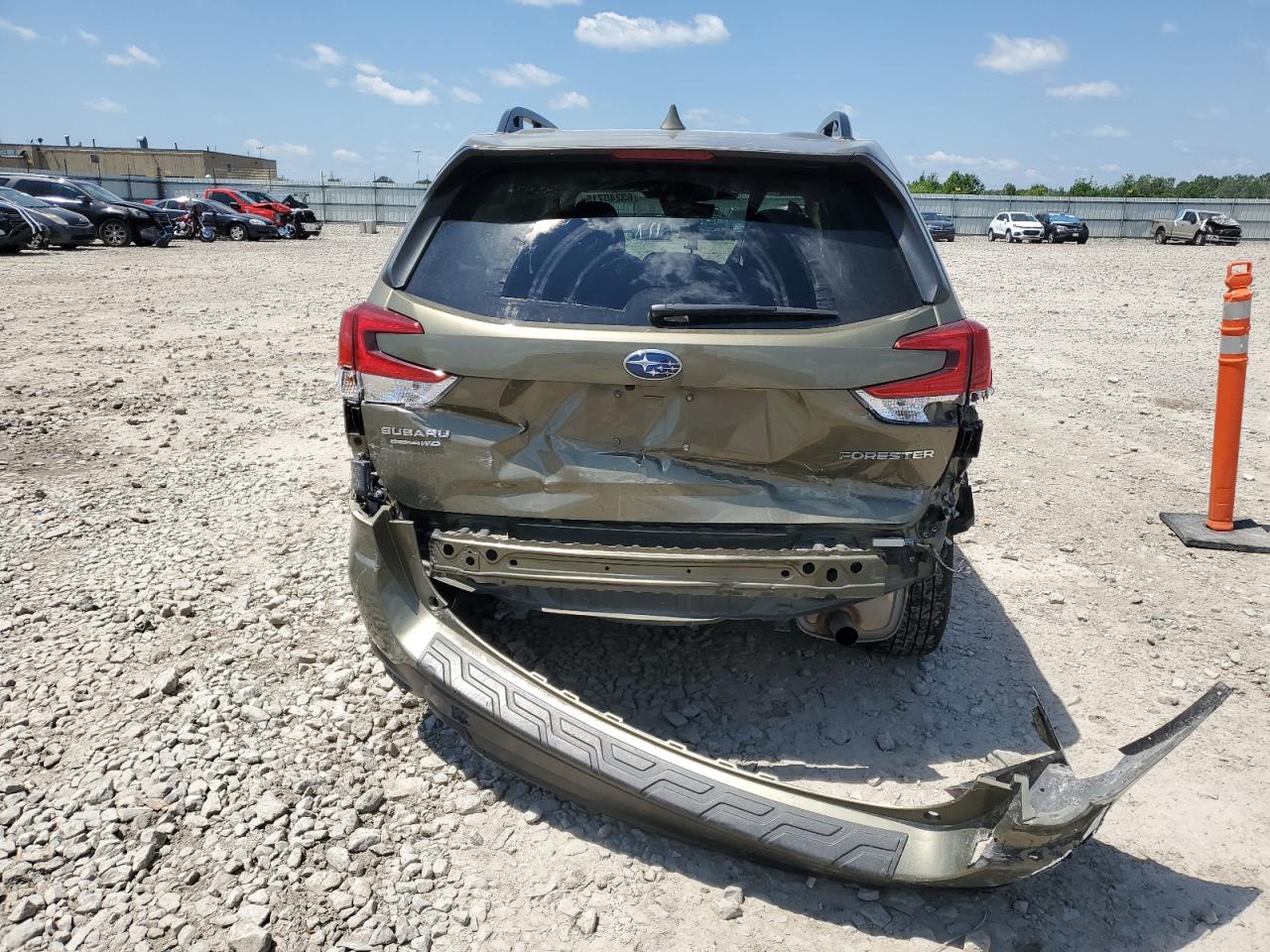 2022 Subaru Forester Premium VIN: JF2SKAECXNH450681 Lot: 63240715