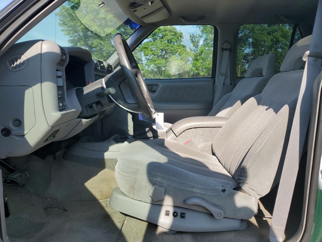 1997 Chevrolet Blazer VIN: 1GNDT13W4VK110812 Lot: 62563855