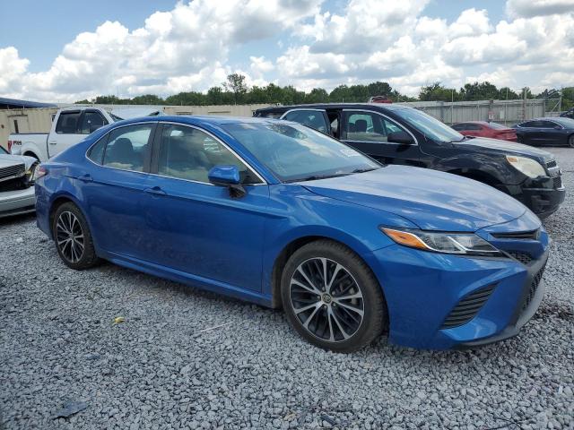  TOYOTA CAMRY 2018 Granatowy