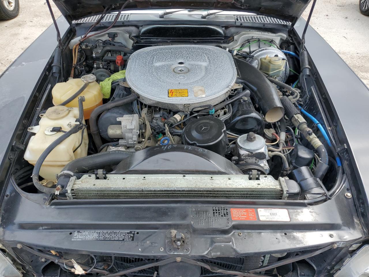 1987 Mercedes-Benz 560 Sl VIN: WDBBA48D0HA074043 Lot: 65358535