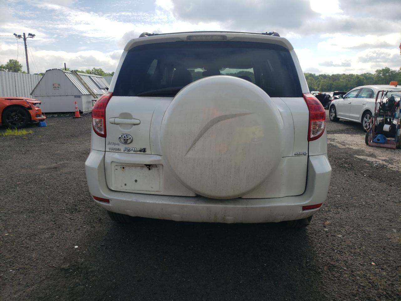 2007 Toyota Rav4 Limited VIN: JTMBK31V475033837 Lot: 63319535