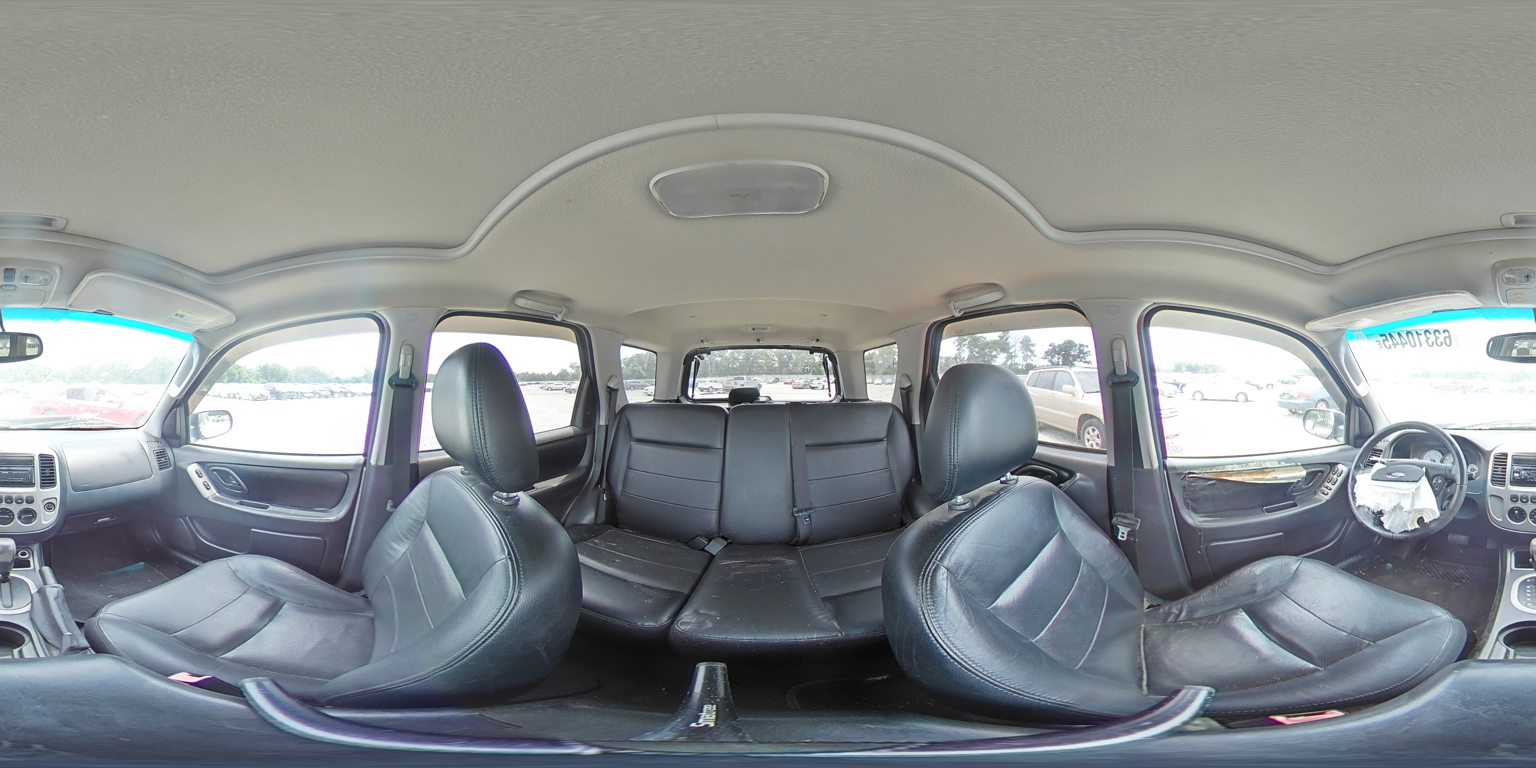 2005 Ford Escape Limited VIN: 1FMYU04125KD88222 Lot: 63310445