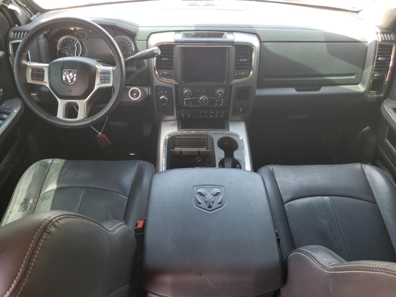 3c63rrjl8jg339349 3C63RRJL8JG339349 2018 Ram 3500 Laramie