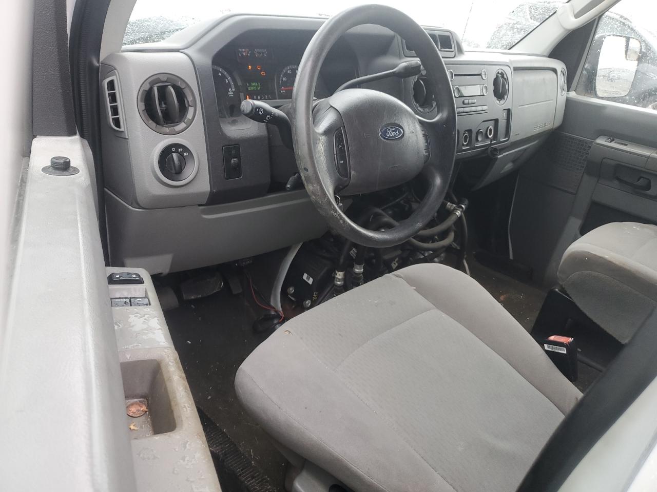2011 Ford Econoline E350 Super Duty Wagon VIN: 1FBNE3BL0BDA01536 Lot: 63997555