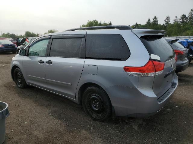 2011 TOYOTA SIENNA   