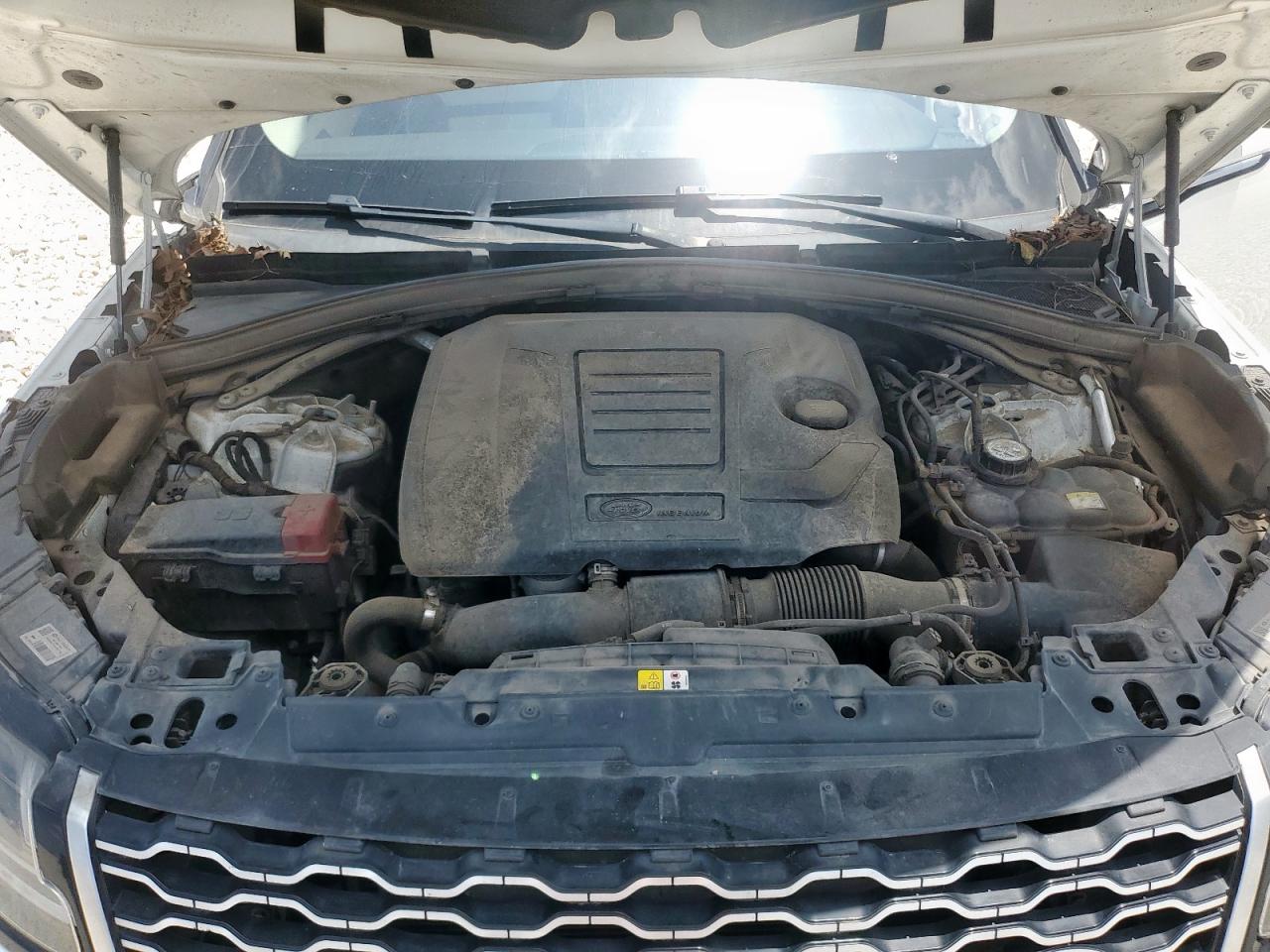 2019 Land Rover Range Rover Velar S VIN: SALYB2EX3KA786218 Lot: 64806285