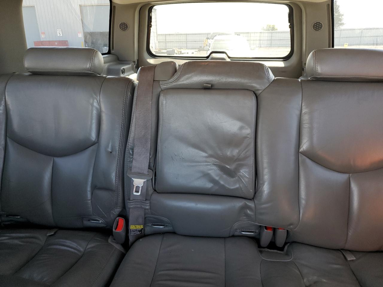 2004 Chevrolet Suburban K1500 VIN: 3GNFK16T24G168520 Lot: 64969795