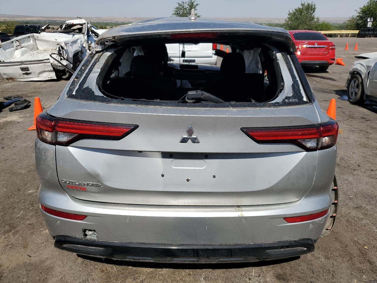 2022 MITSUBISHI OUTLANDER | SE