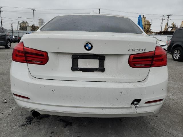  BMW 3 SERIES 2017 Biały