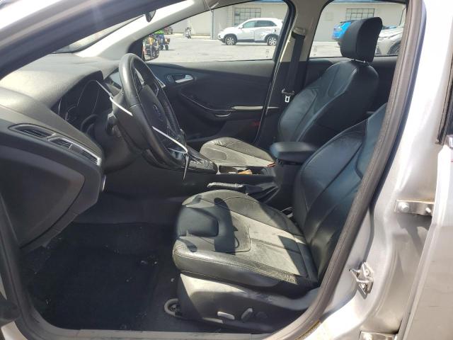  FORD FOCUS 2015 Серебристый