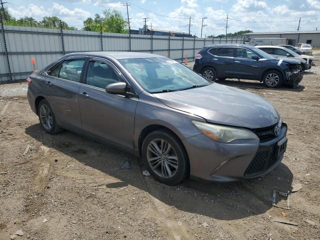Sedans TOYOTA CAMRY 2015 Szary