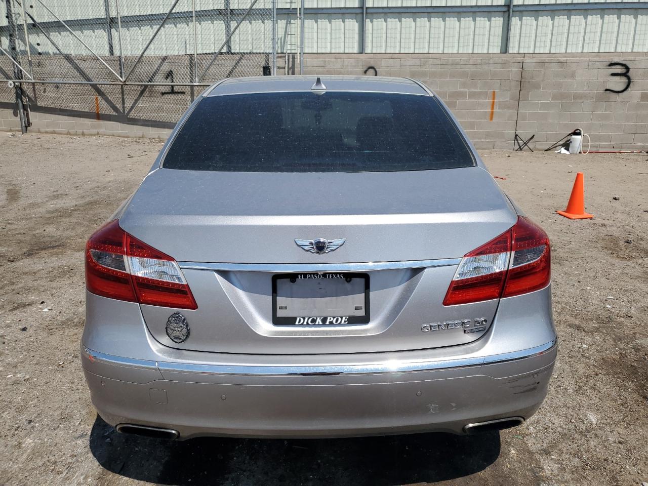 2013 Hyundai Genesis 5.0L VIN: KMHGC4DH1DU250256 Lot: 64666765