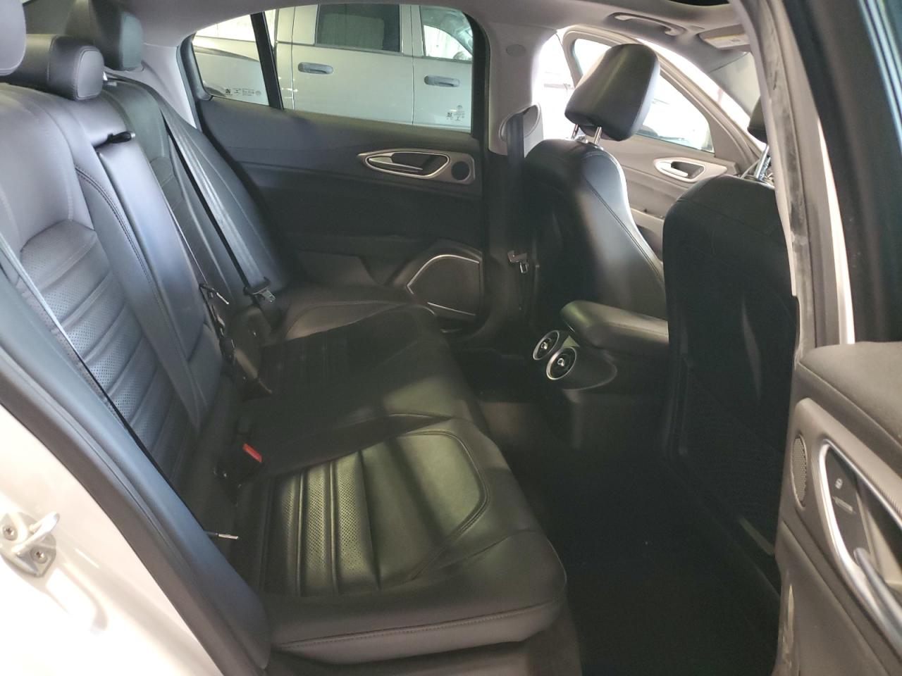 zarfaeen1j7588191 ZARFAEEN1J7588191 2018 Alfa Romeo Giulia Ti Q4