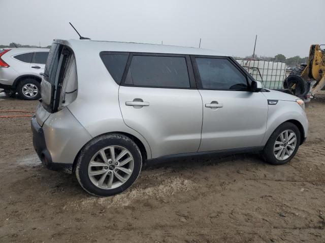  KIA SOUL 2017 Серебристый