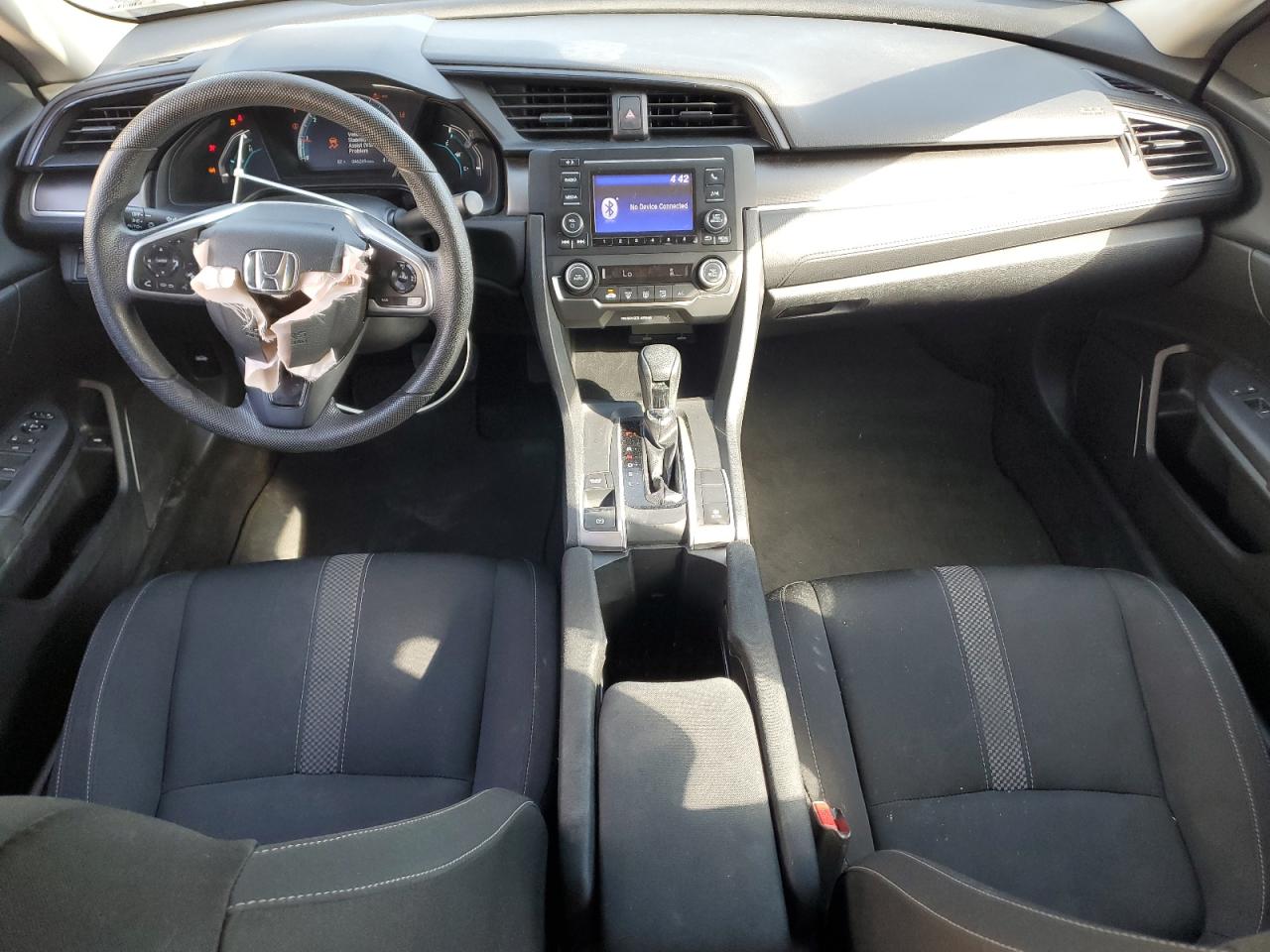 2019 Honda Civic Lx VIN: 2HGFC2F64KH555395 Lot: 65603695