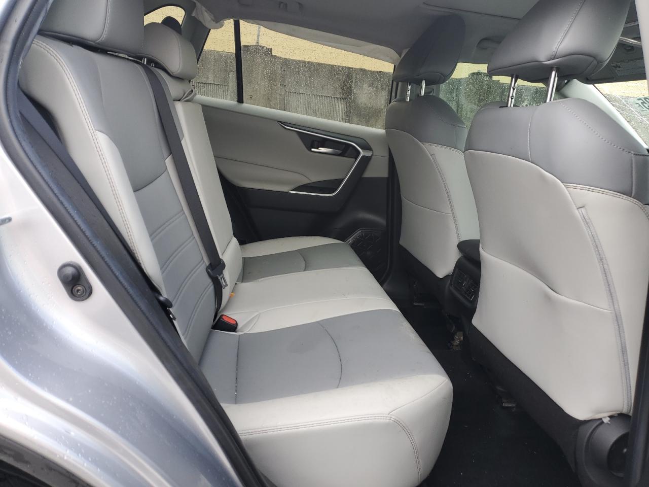 2022 Toyota Rav4 Xle Premium VIN: 2T3C1RFV9NC178687 Lot: 64639725