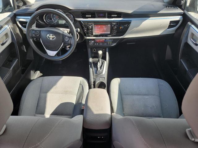 Sedans TOYOTA COROLLA 2014 Srebrny