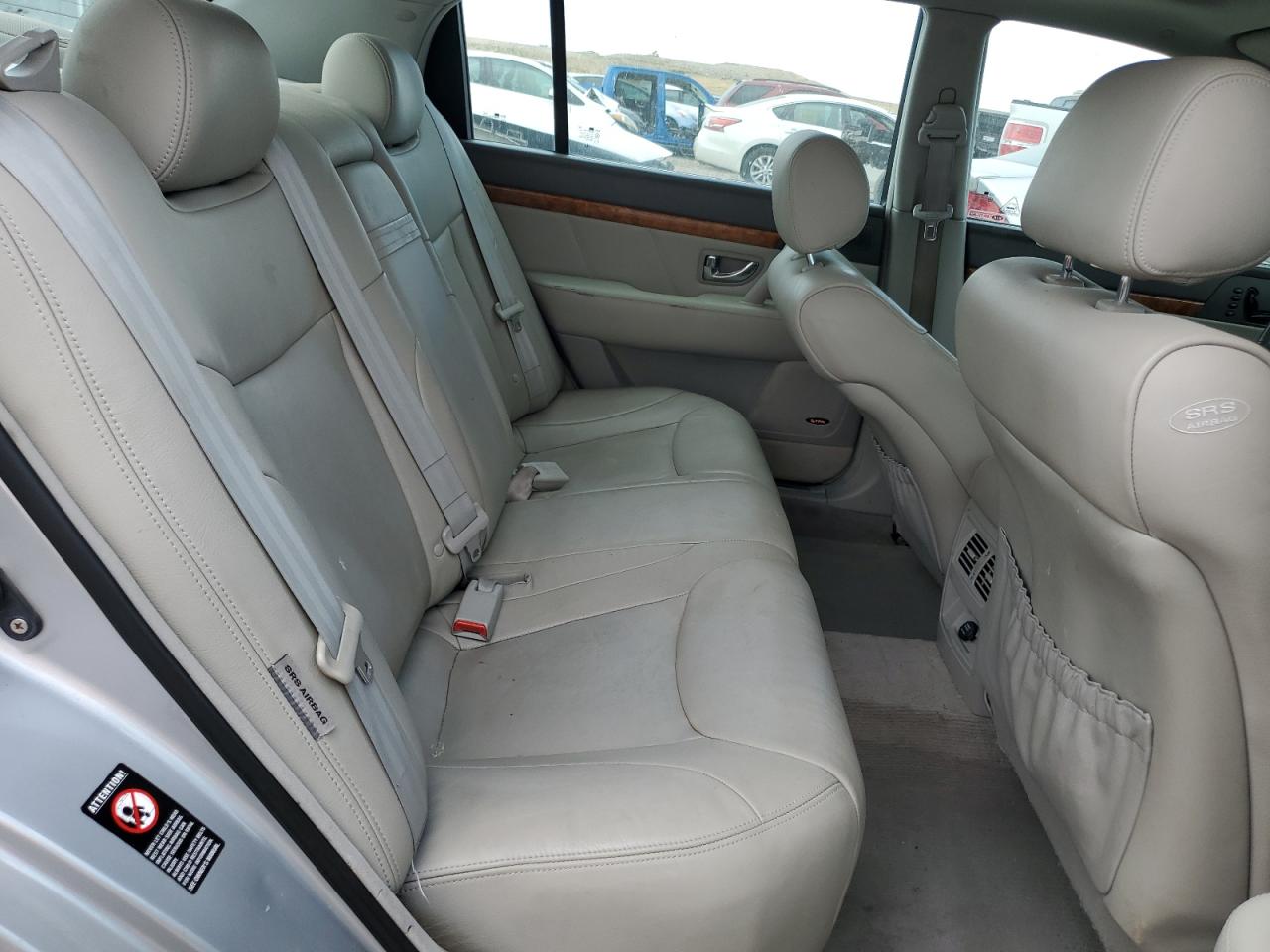 2005 Kia Amanti VIN: KNALD124655082315 Lot: 62556455