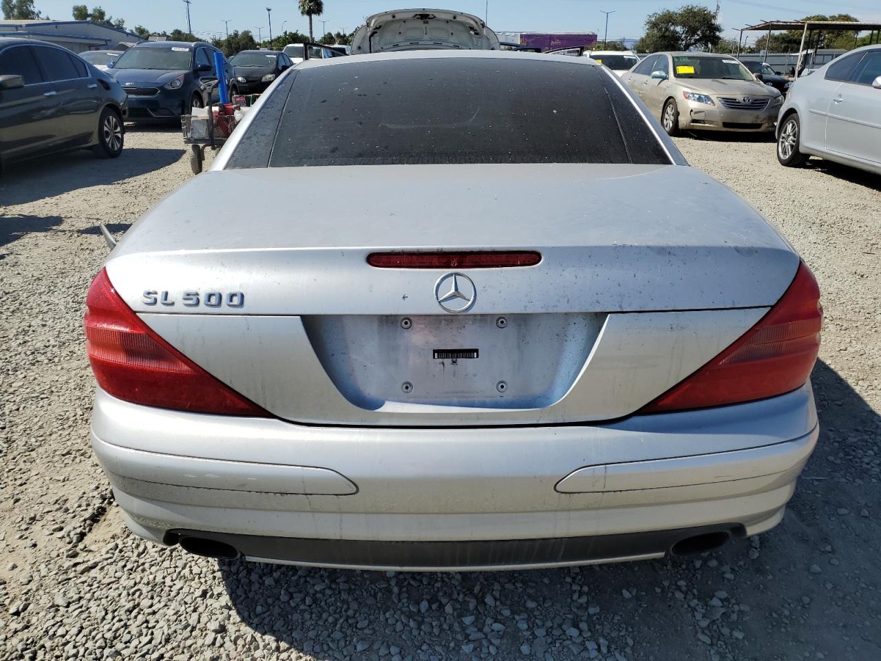 2003 Mercedes-Benz Sl 500R VIN: WDBSK75F93F015251 Lot: 63102195