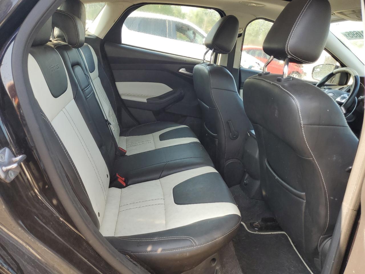 2012 Ford Focus Titanium VIN: 1FAHP3N23CL350015 Lot: 64931695