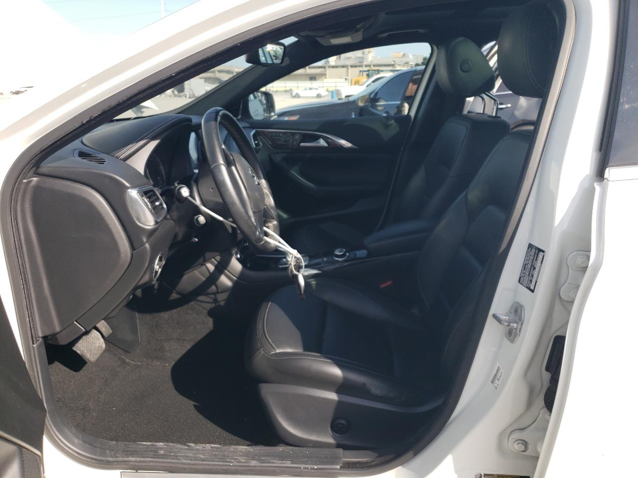 2017 Infiniti Qx30 Base VIN: SJKCH5CR2HA023876 Lot: 64798055