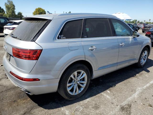  AUDI Q7 2019 Сріблястий