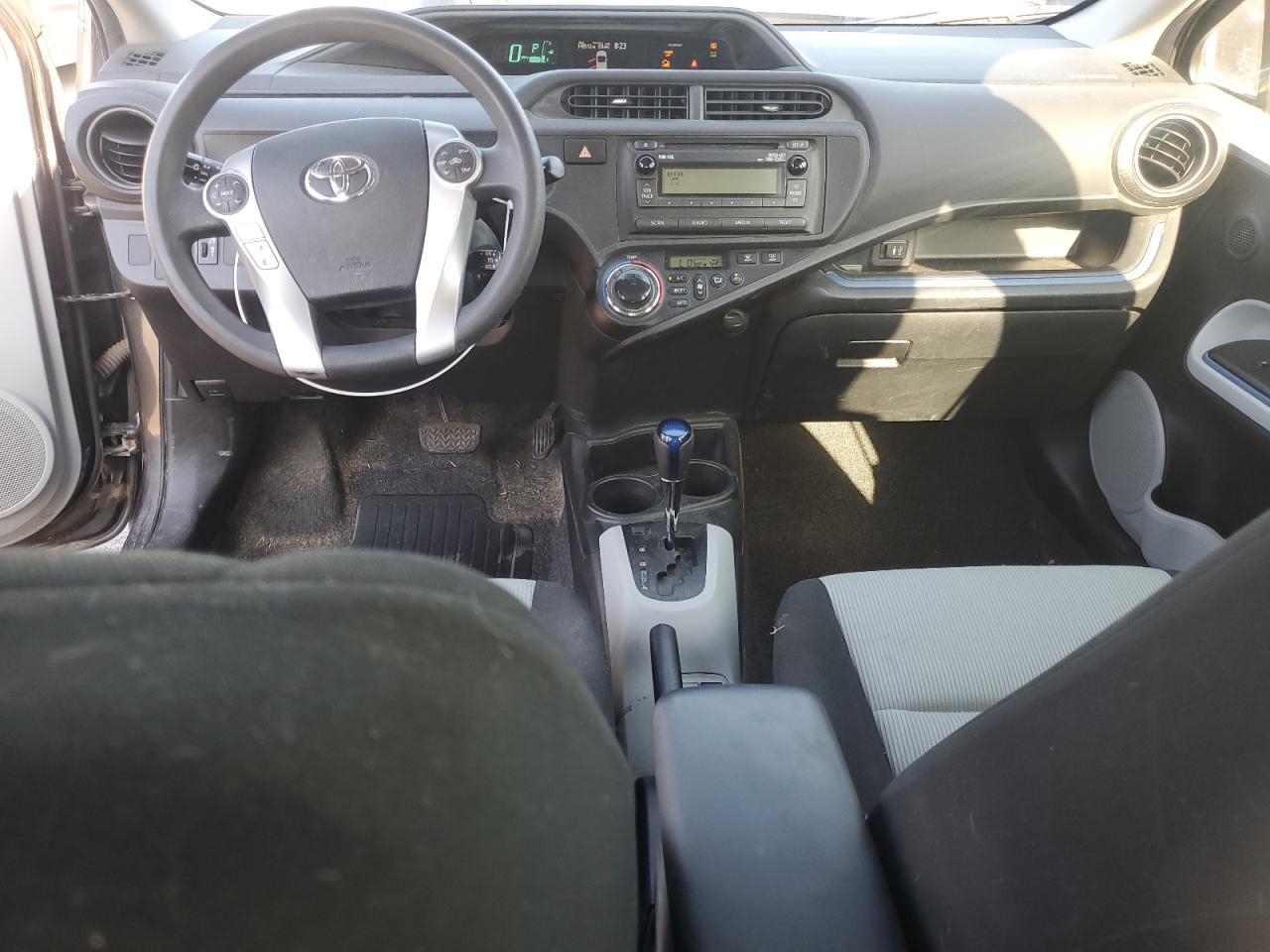 2013 Toyota Prius C VIN: JTDKDTB34D1529618 Lot: 63619995