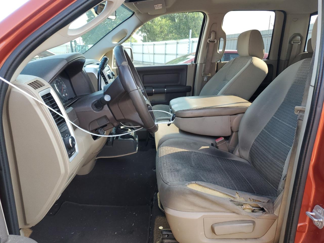 2009 Dodge Ram 1500 VIN: 1D3HB18T19S744894 Lot: 64637615