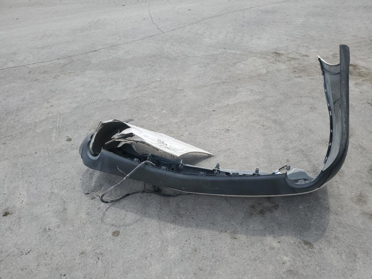 1LNHL9DR7AG609002 2010 Lincoln Mks