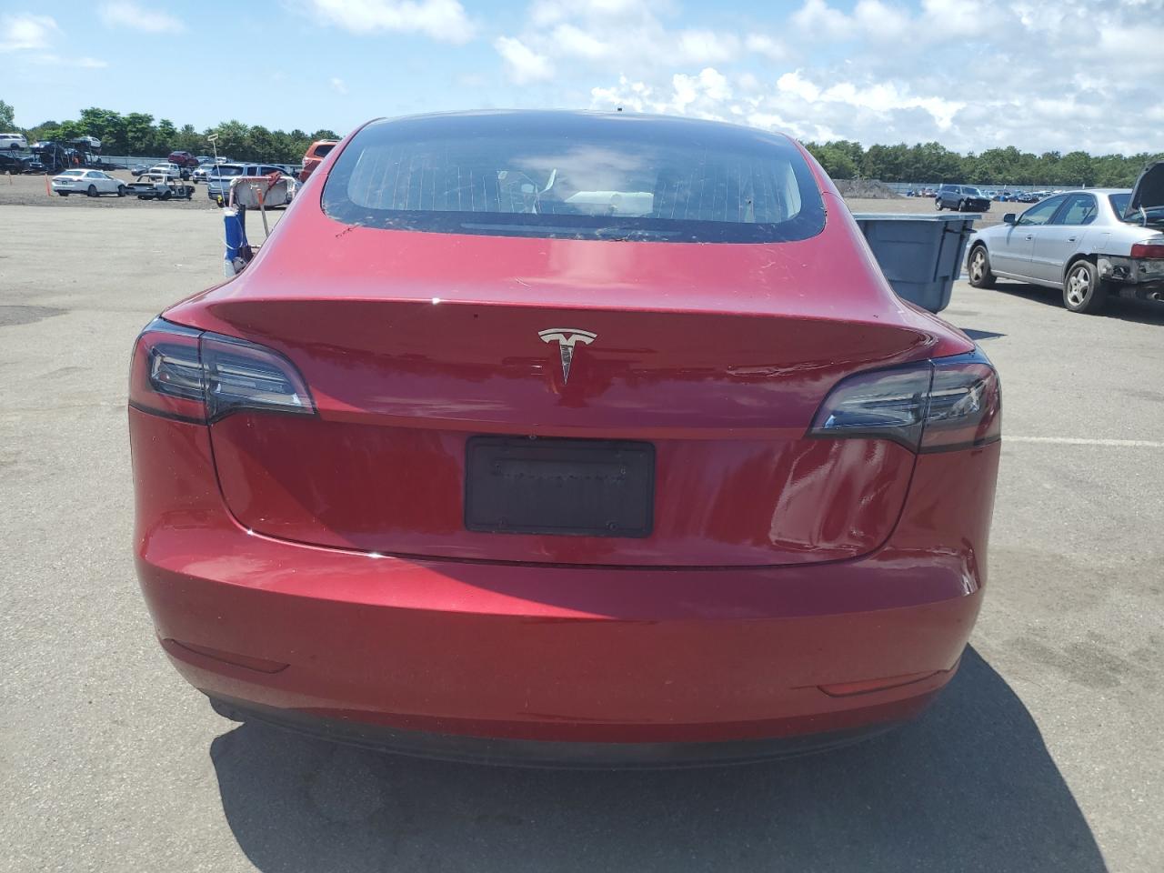 2018 Tesla Model 3 VIN: 5YJ3E1EA1JF041472 Lot: 64843655