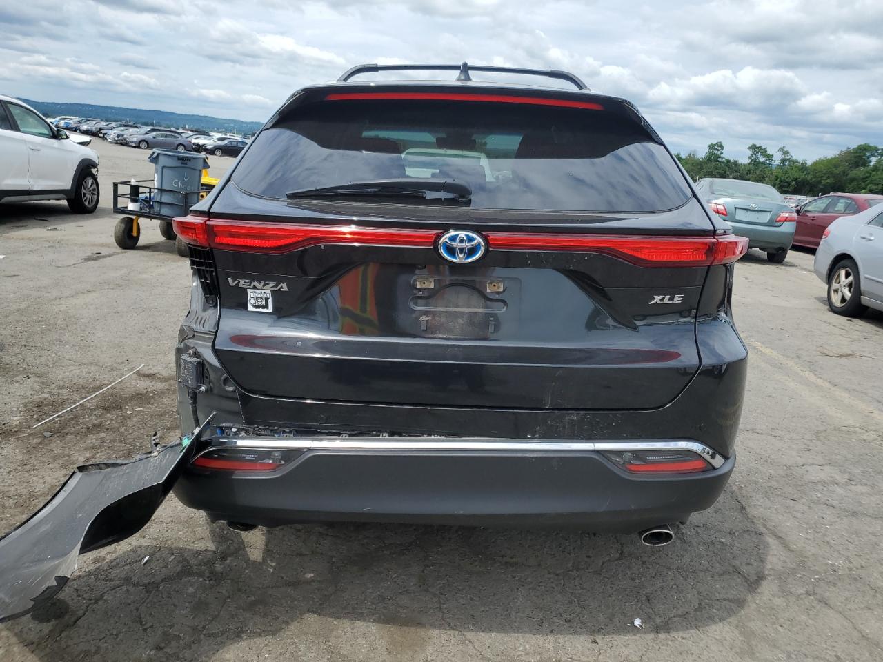 2023 Toyota Venza Le VIN: JTEAAAAH1PJ136181 Lot: 65268735