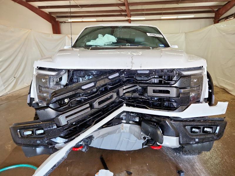  FORD F150 2024 Белы