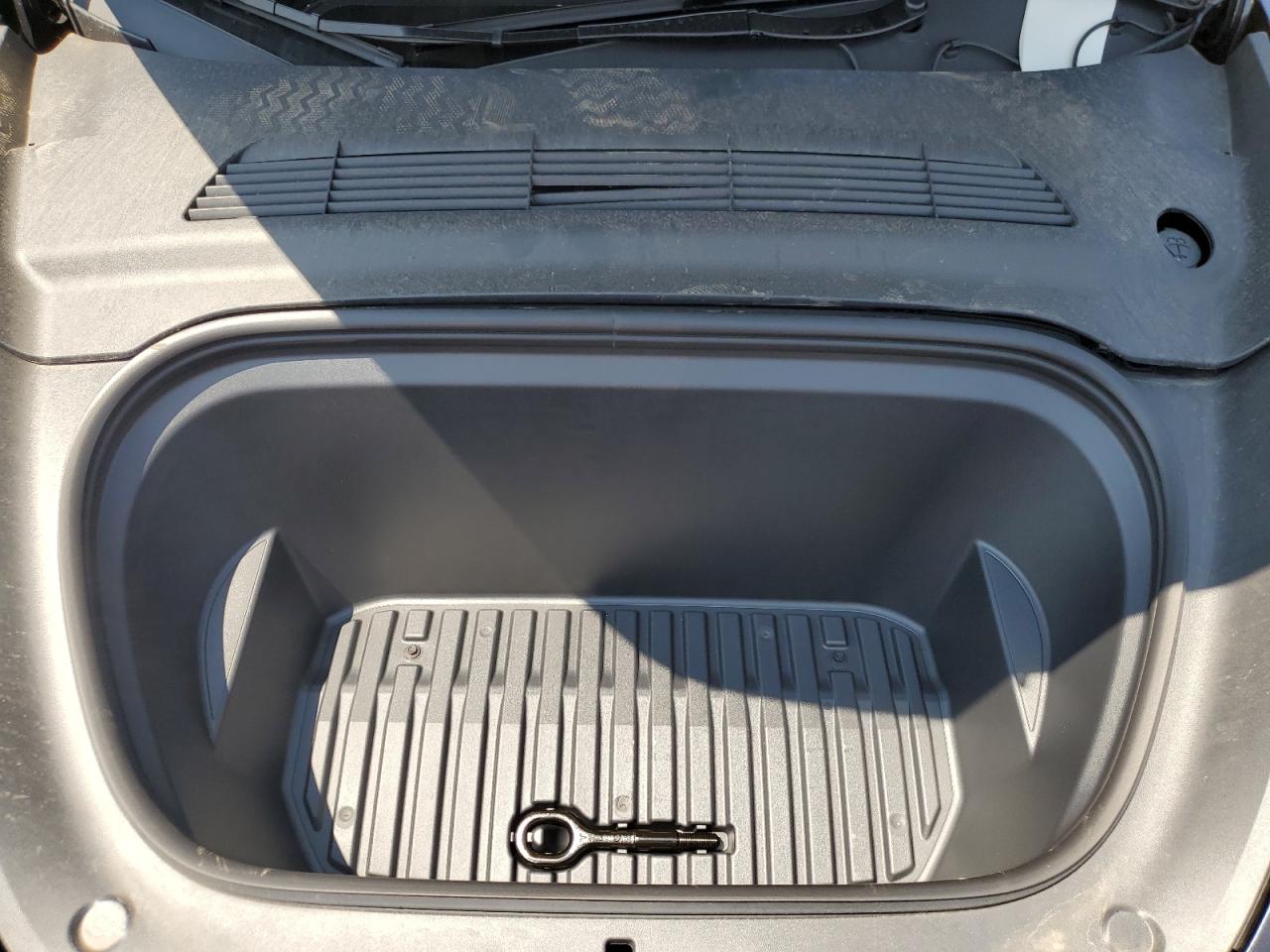 2024 Tesla Model Y VIN: 7SAYGDED3RF213219 Lot: 63590815
