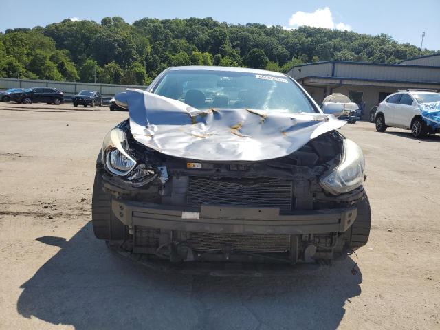  HYUNDAI ELANTRA 2015 Srebrny