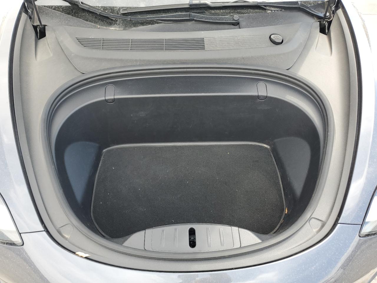 2019 Tesla Model 3 VIN: 5YJ3E1EB6KF386703 Lot: 63839025