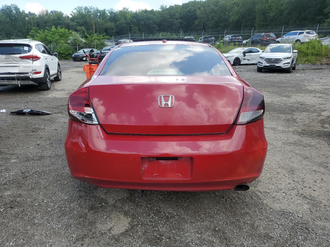 2011 Honda Accord Exl VIN: 1HGCS1B86BA014998 Lot: 64064835