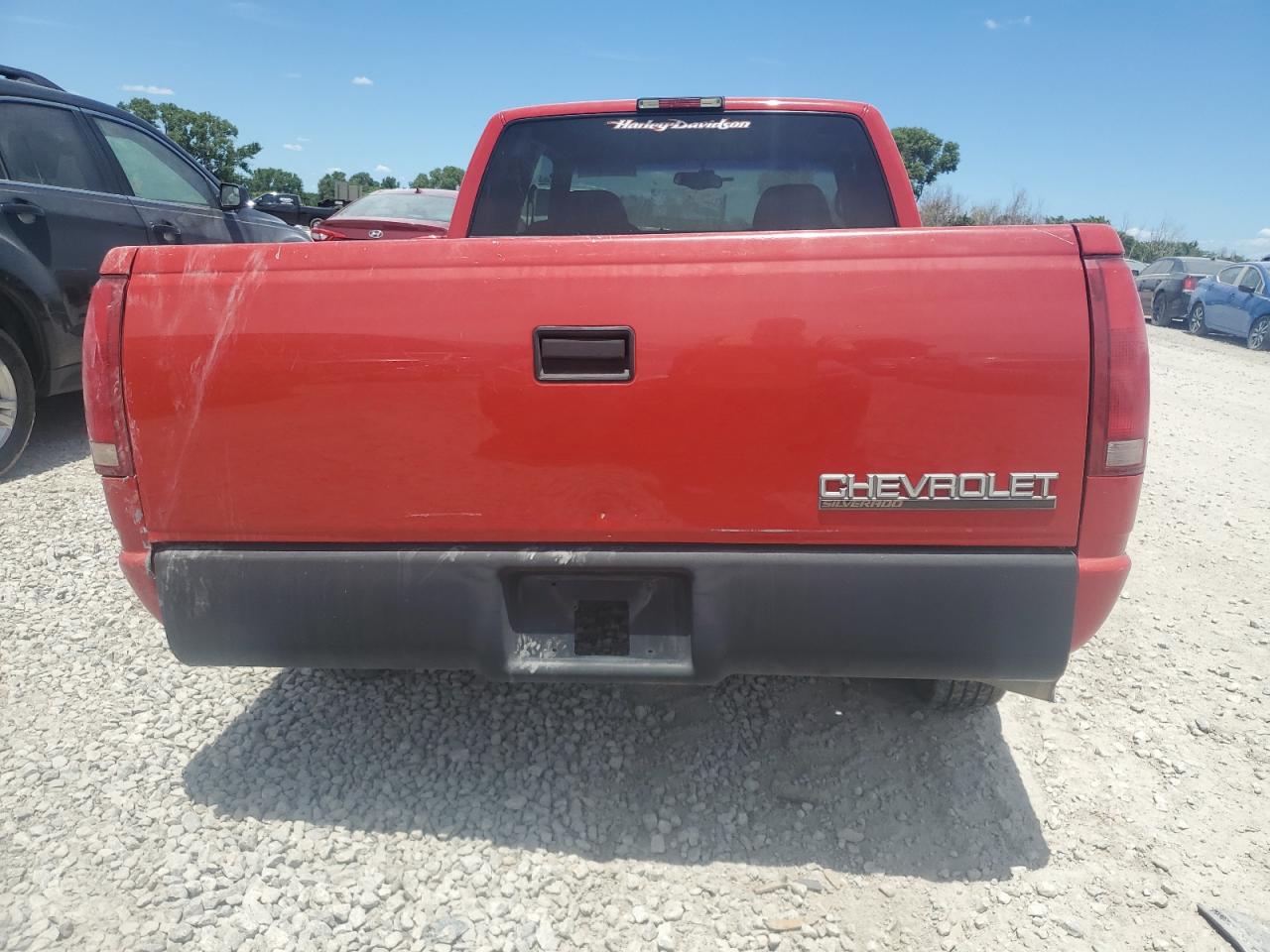 1998 Chevrolet Gmt-400 C1500 VIN: 2GCEC19R9W1260561 Lot: 62952005