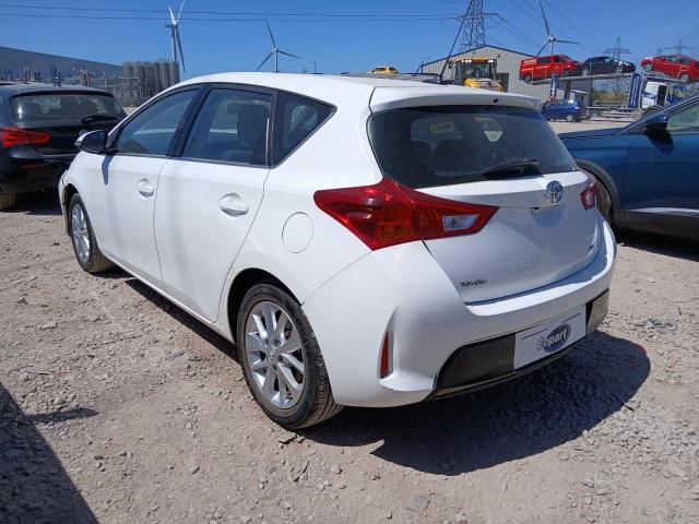 2013 TOYOTA AURIS ICON